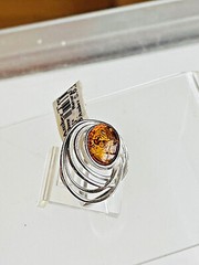 100% Genuine Baltic Natural Amber Ring Size 6 1/4 Vintage Butterscotch 老琥珀