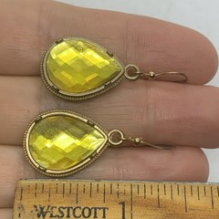 Vtg Yellow Faceted Acrylic Rhinestone Teardrop Dangle Earrings Goldtone Hook