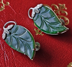 RARE Solid 14k White Gold Carved Spinach Green Jade Large Vintage Earrings