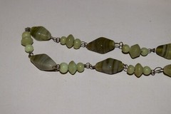 Vintage to now beautiful stone beaded chain necklace