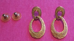 Napier Earrings REDUCED~VINTAGE~SIGNED~TEXTURED GT~DROP DANGLE ~PIERCED~FREE H