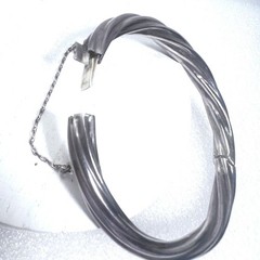 Vtg Sterling Silver Bangle Bracelet Oval 925 Twisted Hinged Safety Chain 6.5″