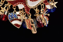 Patriotic American Flag Rhinestone Dangle Brooch Red White Blue USA Pin Bin7
