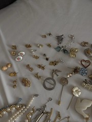 Curated Wearable Vintage Jewelry Collection – 4.1 Lbs TOTAL.