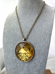 UNIQUE WOW Yellow Gold Bird Amulet Costume chunky VTG Style 1970s 1990s Necklace