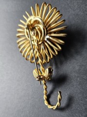 Signed Weiss Rhinestone Flower Brooch Blue Green Crystal Gold Tone Vintage