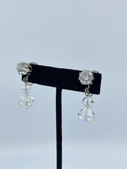 Vintage Aurora Borealis dangle lever back Earrings graduated silver tone 1″