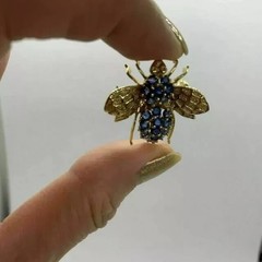 2.30 CT Round Cut Blue Sapphire Bee Brooch Pin & Pendant 14K Yellow Gold Plated