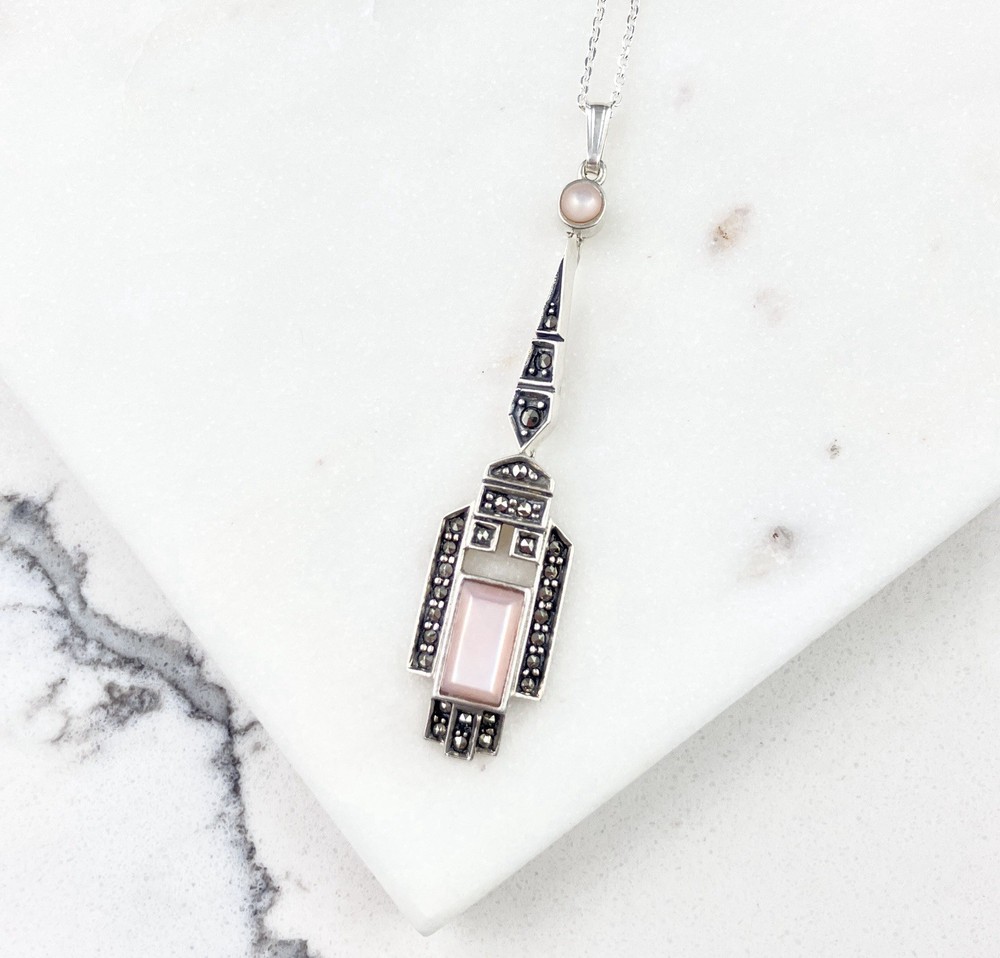 Vintage 925 Sterling Silver Pink Mother Of Pearl Marcasite Deco Pendant Necklace