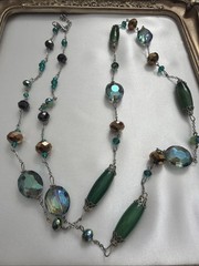 Vntg Long Green Faceted Crystal Bead Necklace Silver Tone Artisan Boho Layering