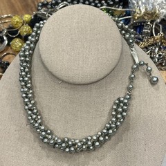 Vintage Good Quality Costume Jewelry Lot Wear Resale Repurpose V93