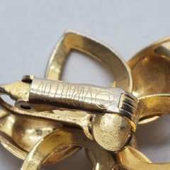 Vintage Assorted Jewelry Lot Sarah Cov Napier Anne Klein Juicy Couture Clip On