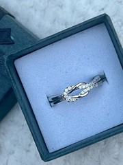 VINTAGE Silver Knot Promise Ring – White Zirconia Love Eternity Band – SIZE 5