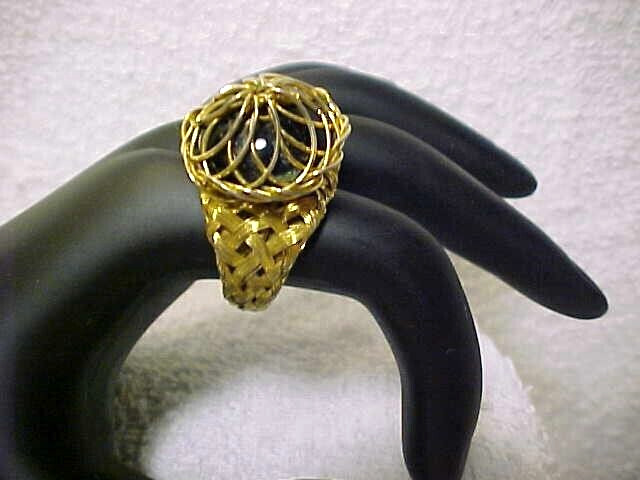 Vintage Gold Tone Wire Wraped Ring Caged Black Stone (Onyx?) Adjustable