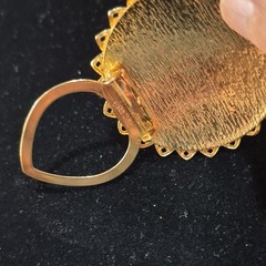 Leiba USA Gold-Tone Round Filigree Flower Metal Dress/Scarf Clip,Signed