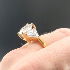 Vtg Sz 6.5 Ring Round w/ Triangles Cubic Zirconia 18KGE Fashion Jewelry STG#5