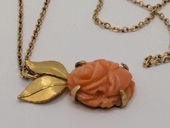 Krementz Carved Coral Rose Flower With Gold Tone Leaves Pendant On 17.75″ Chain.