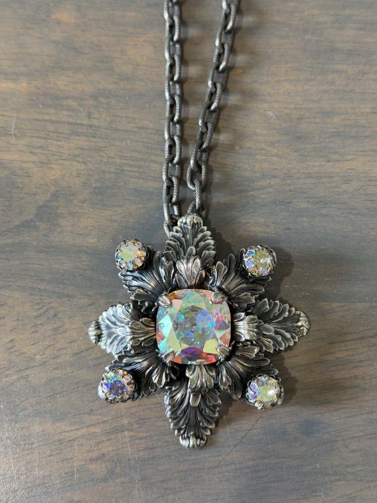 Vintage Napier 1968 Swarovski Award Winning Pendant Necklace Eugene Bertolli