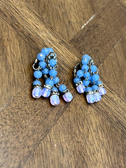 Vintage Blue & Purple Beaded Dangle/Drop Earrings Unmarked Designer? Gorgeous!