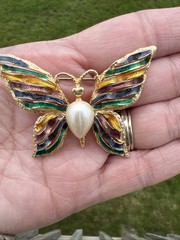 FO Fernando Originals Butterfly Brooch Pin Ribbon Enameled Wings Faux Pearl B5