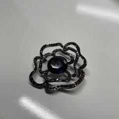 Rose Brooch Pin Violet & Dark Grey Rhinestone Purple Silver Tone Open Work Read