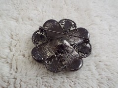Gunmetal Bead Rhinestone Flower Pin (A4)