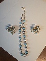 Vintage Crown Trifari 1950s Blue White Lucite Bead Necklace & Earrings Set Gold