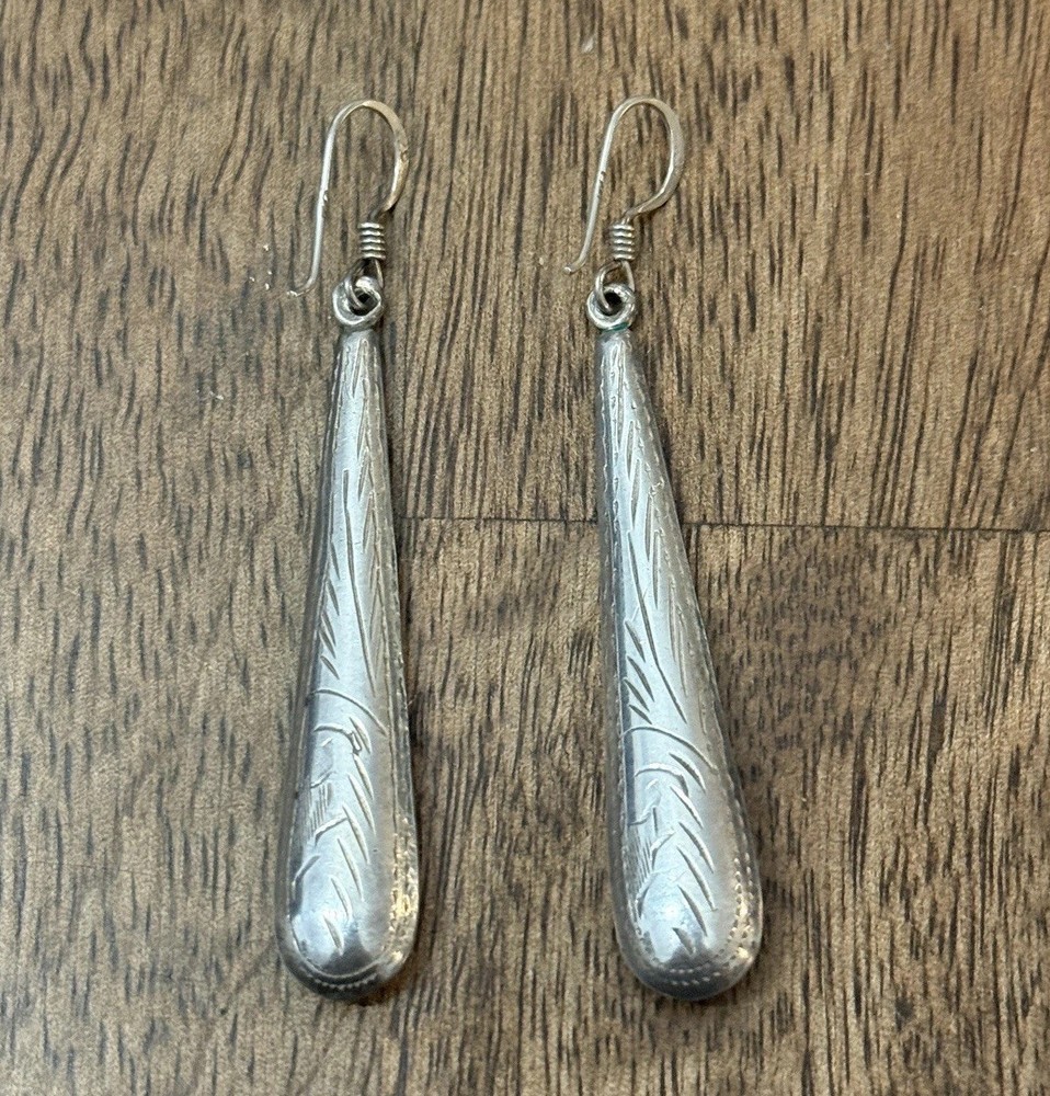 Vintage Sterling Silver 925 Etched Tear Drop Dangle Earrings Hook Posts