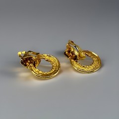 Vintage Gold Tone Clip-on Earrings Drop Dangle