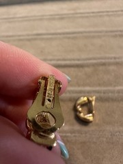 Vtg Signed Swan Swarovski Cuff Huggy Gold Tone Rhinestone Clip On Earrings
