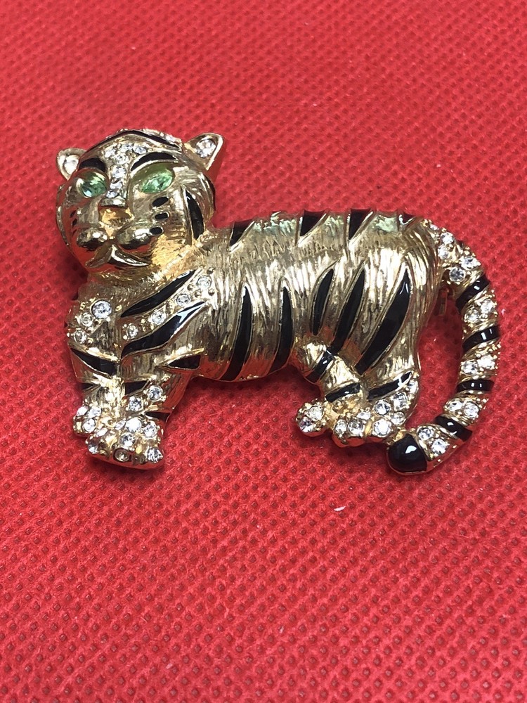 VTG LC LAUREN CONRAD GOLD TONE MULTICOLORED RHINESTONE BLACK ENAMEL TIGER BROOCH
