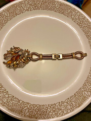 vintage early trifari necklace and bracelet set. as found. unsigned but pictured