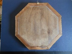 7 antique-style pendants