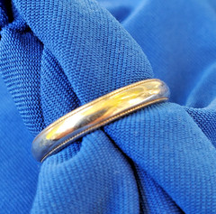 VINTAGE SOLID 14 KARAT GOLD Deco Wedding Band Size 8.25 Milgrain Ring 3.5 Grams