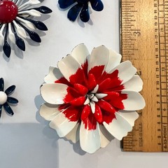 Vintage 1960s Red White & Blue MOD & NICE!! Enamel Flower Brooch Pin Earring Lot