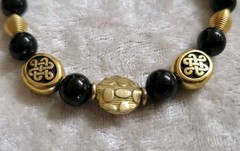 Vintage Black & Gold Toggle Clasp Bracelet 8.5in