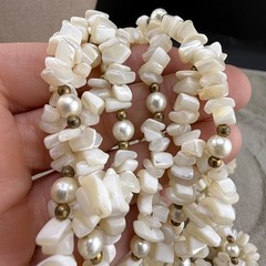 Vintage Mother of Pearl Beaded Shell Necklace 23”