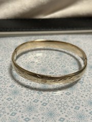 12K Yellow Gold Filled, Edge Hinged Bracelet