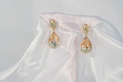 Vintage Unbranded formal light brown double tear drop dangle clip on earrings