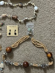 Huge Vintage Estate Costume Jewelry Lot About 125 Pieces Many Wearable