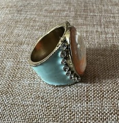 Vintage Amedeo Cameo Ring Gold Tone Sea foam Blue Band & Rhinestones
