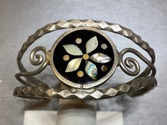 VINTAGE ALPACA MEXICO INLAY STYLE CUFF BRACELET JEWELRY