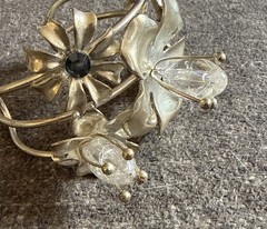 Vintage Flower Braelet w/ Rhinestones