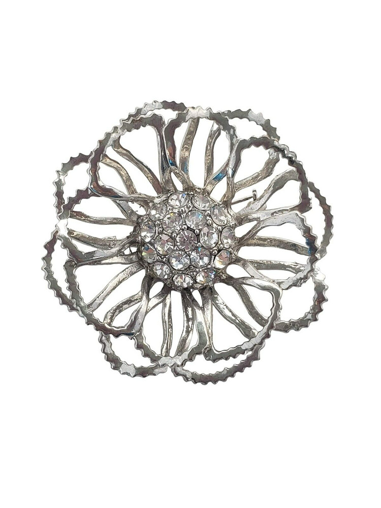 VTG Sarah Coventry 1968 Silvertone and Rhinestone “Allusion” Flower Pin