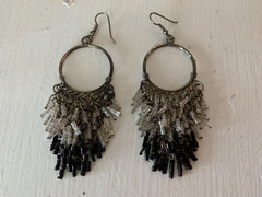 Vintage Black & Silver Beaded Mesh Dangling Circle Womans Earrings French wire