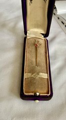 Antique 10kt Gold DOVE/SPARROW Ruby & Seed Pearl Stick Pin w Orig Jewlers Case
