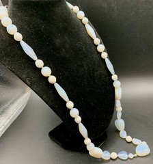 Fiery Opalite Opalescent Glass Beaded Necklace Glowers Vintage