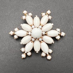 Vintage Milk Glass Brooch Gold Tone White Snowflake Mid Century Domed Large 2.5″