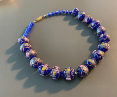 Vintage Venetian Murano Glass Bead Necklace- 1950s–1970s