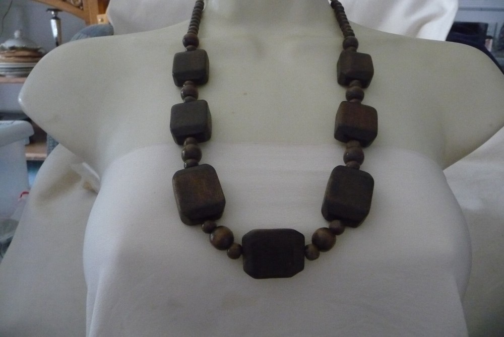 LARGE DARK BROWN SQUARE WOOD BEADS STRUNG ON CORD BOHO NECKLACE #195B